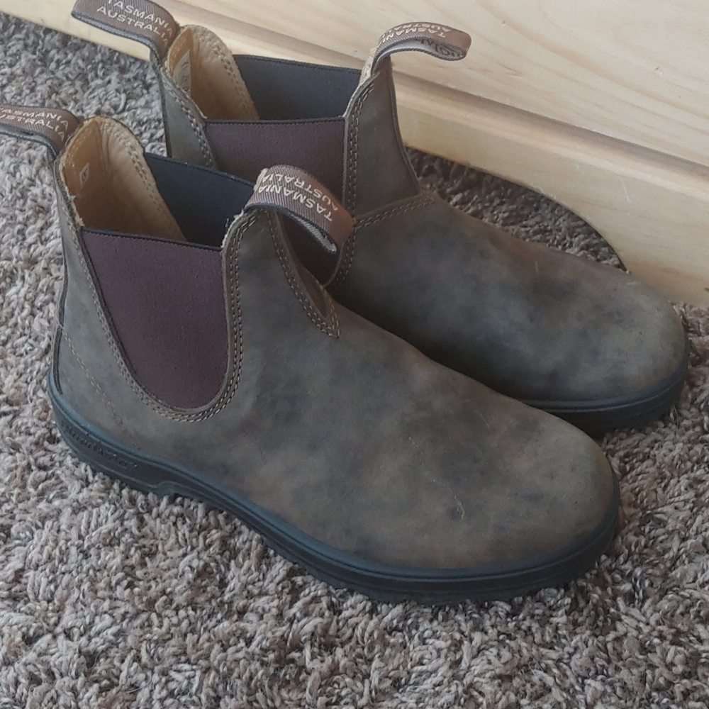 Blundstone rustic brown boots